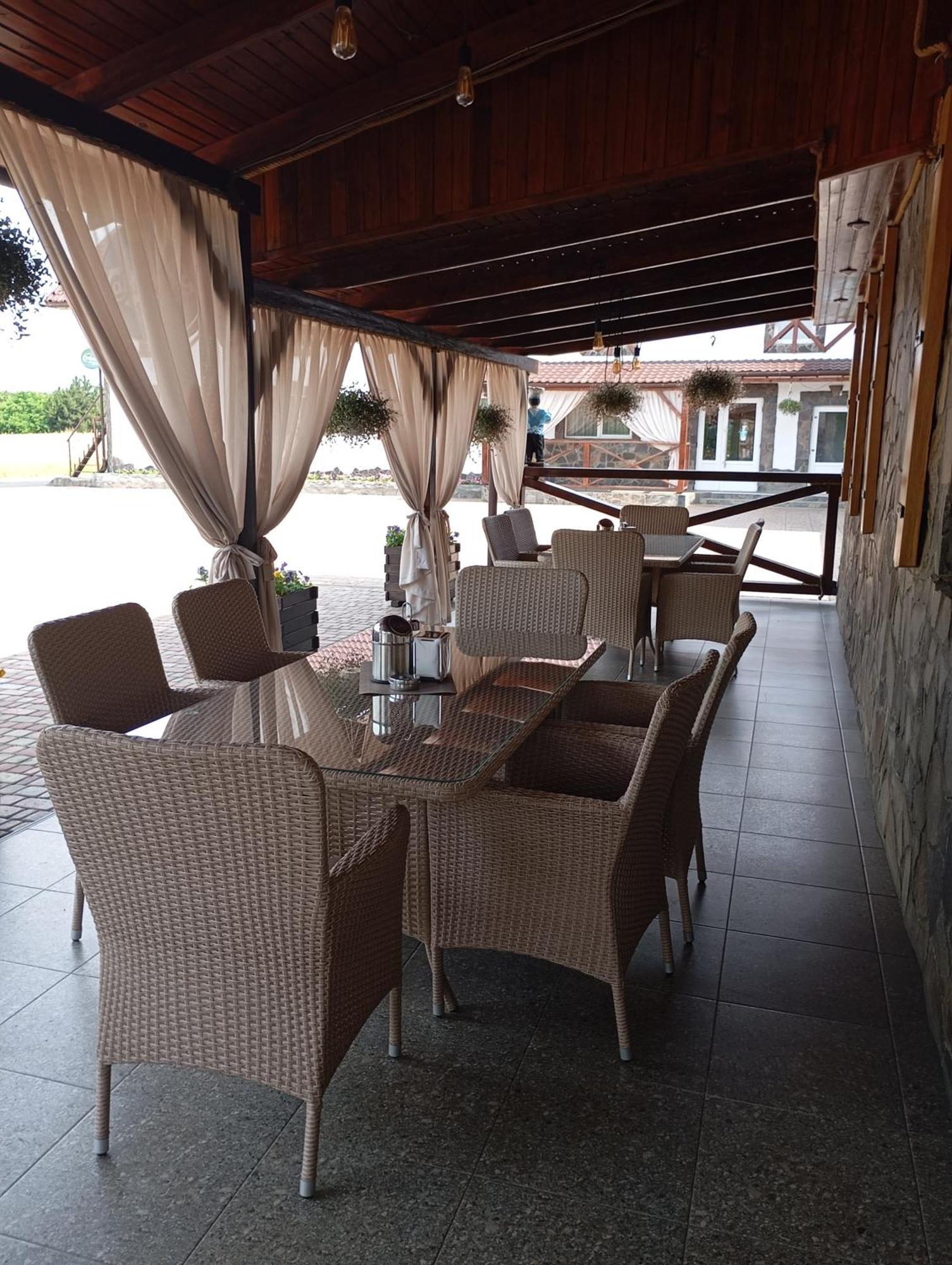 Three Aces Hotel Velyka Dobron Exterior photo